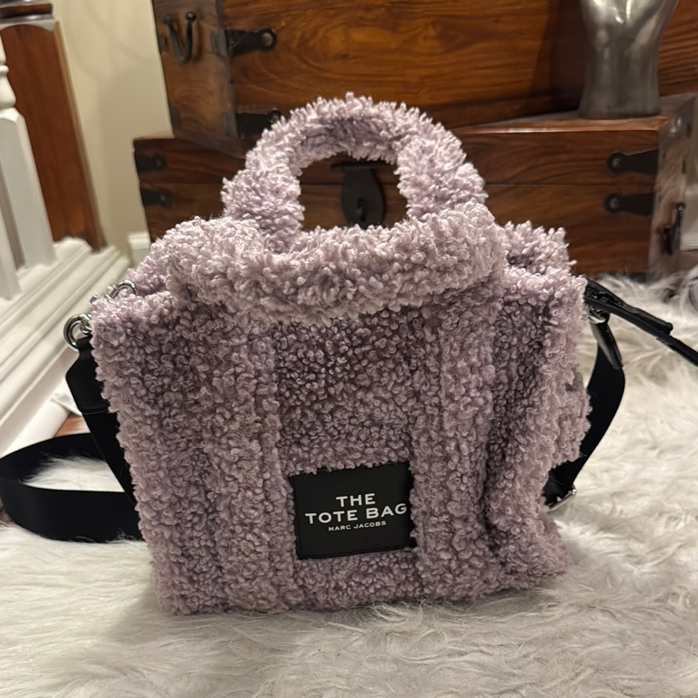 Marc Jacobs Textured Lavender Crossbody Bag